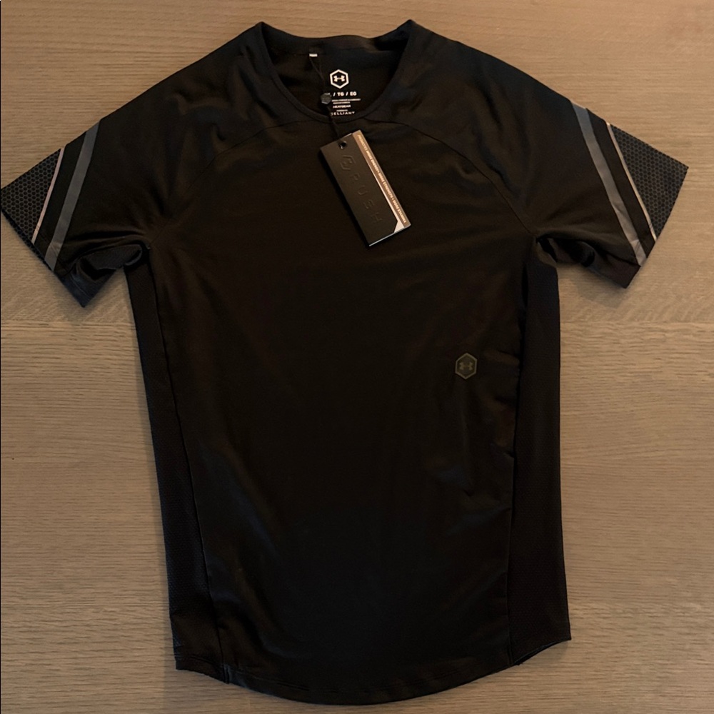 Under Armour compression short sleeve